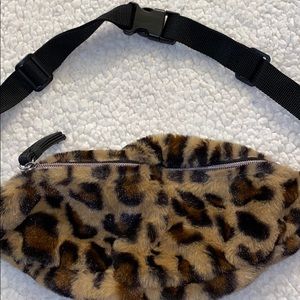 Fuzzy Lepoard Print Fanny Pack